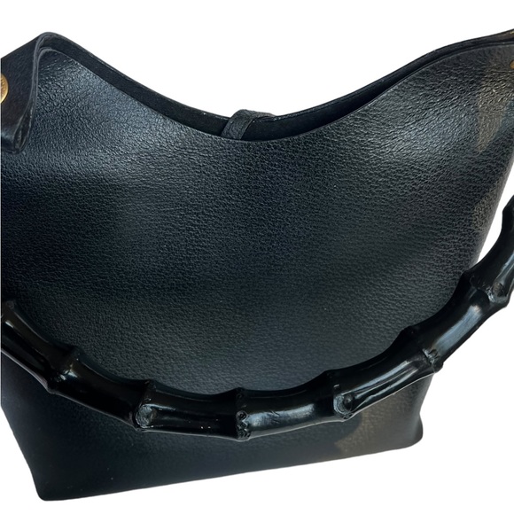 Bamboo Handle Gucci with large pouch - Picture 3 of 11